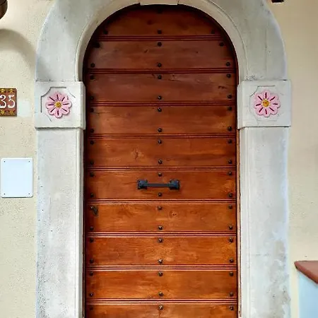 Alojamento de Acomodação e Pequeno-almoço L'arco Fiorito