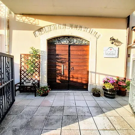 L'arco Fiorito Alojamento de Acomodação e Pequeno-almoço San Gregorio (L'Aquila)