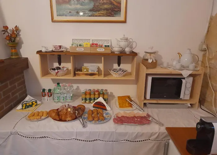 Alojamento de Acomodação e Pequeno-almoço L'arco Fiorito